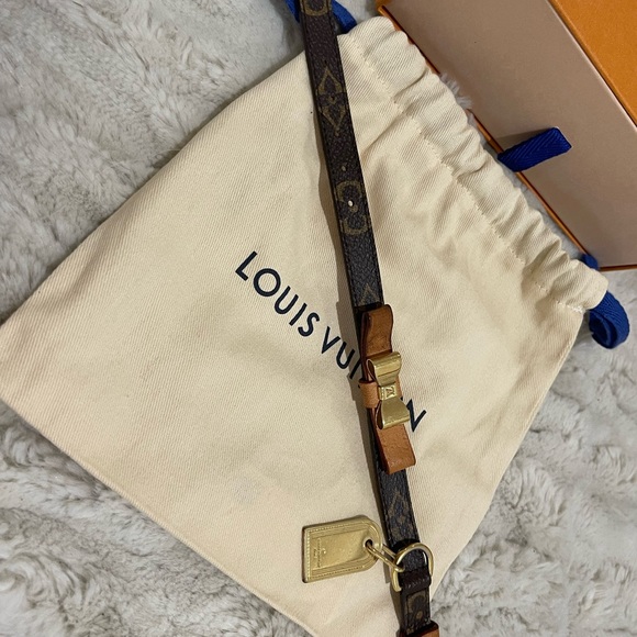 Louis Vuitton baxter dog collar xs/s used great condition 30 cm (11.811 inches) - Picture 7 of 7